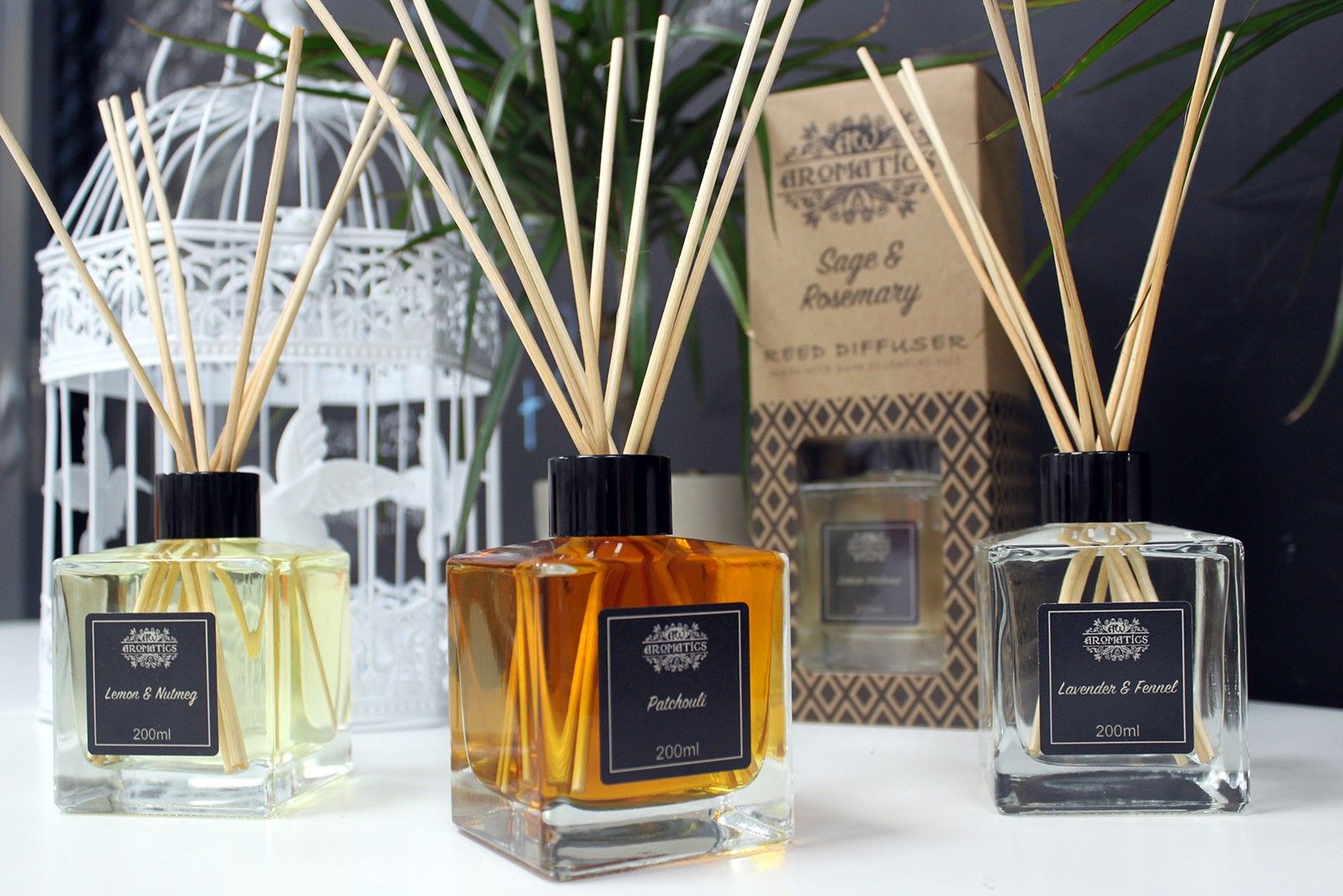 200ml Peppermint & Frankincense Essential Oil Reed Diffuser